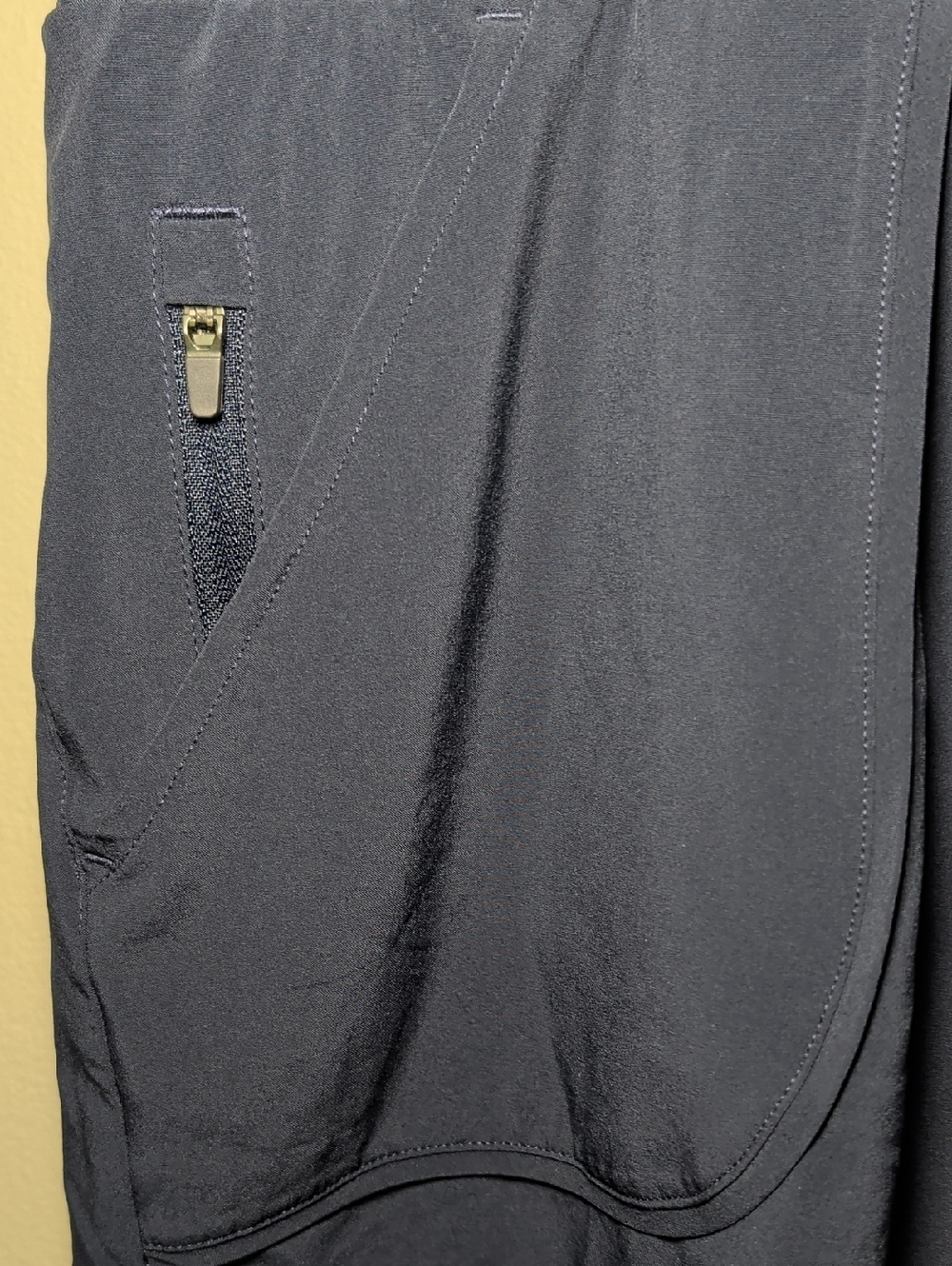 All in Motion High-Waist Active Shorts Navy Blue Stretch Running Women's Size XL - Picture 3 of 6